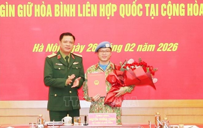 President’s decision presented to officer deployed to UN peacekeeping mission